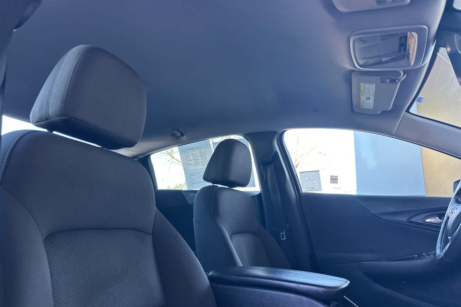 Thumbnail: 2017 Chevrolet Malibu - 17