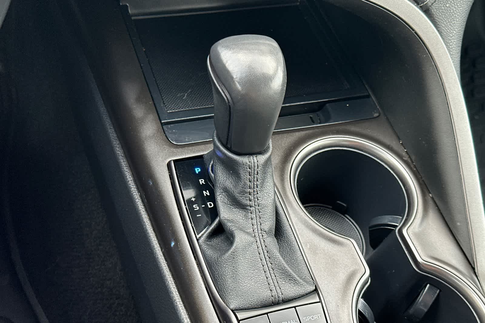 Thumbnail: 2024 Toyota Camry - 22