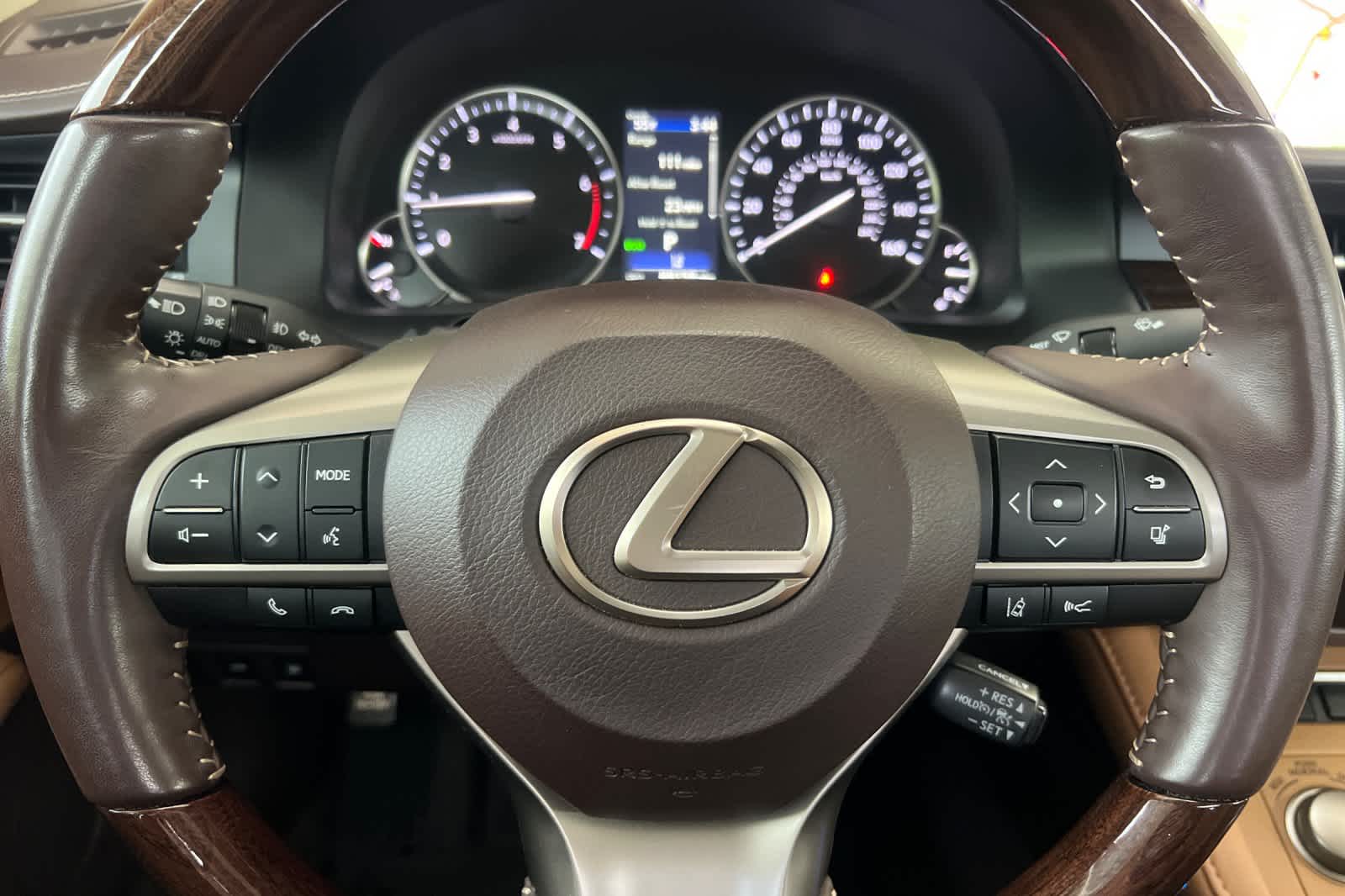 Thumbnail: 2018 Lexus ES - 25