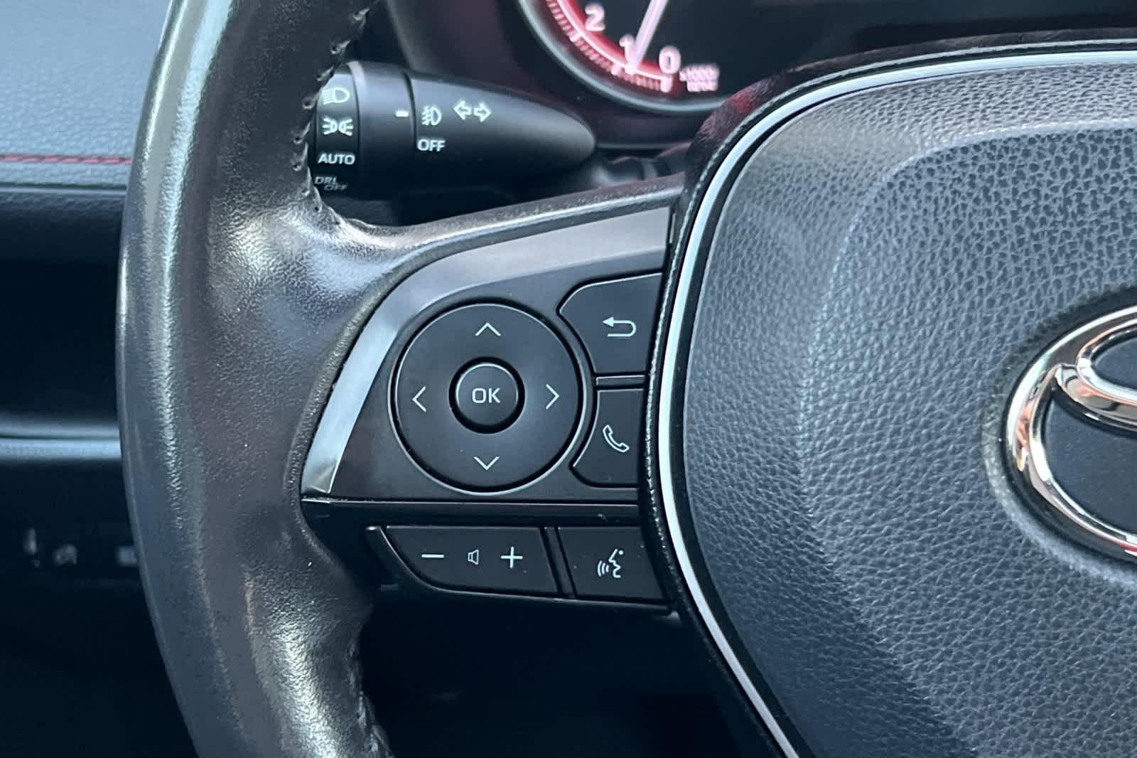 Thumbnail: 2020 Toyota RAV4 - 26