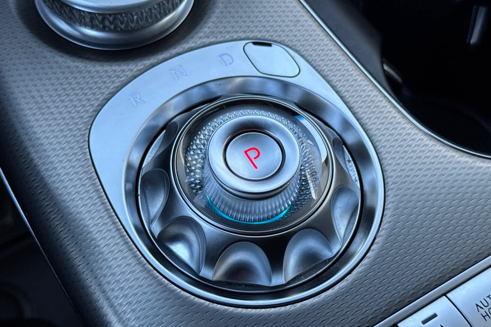 Thumbnail: 2023 Genesis GV60 - 25