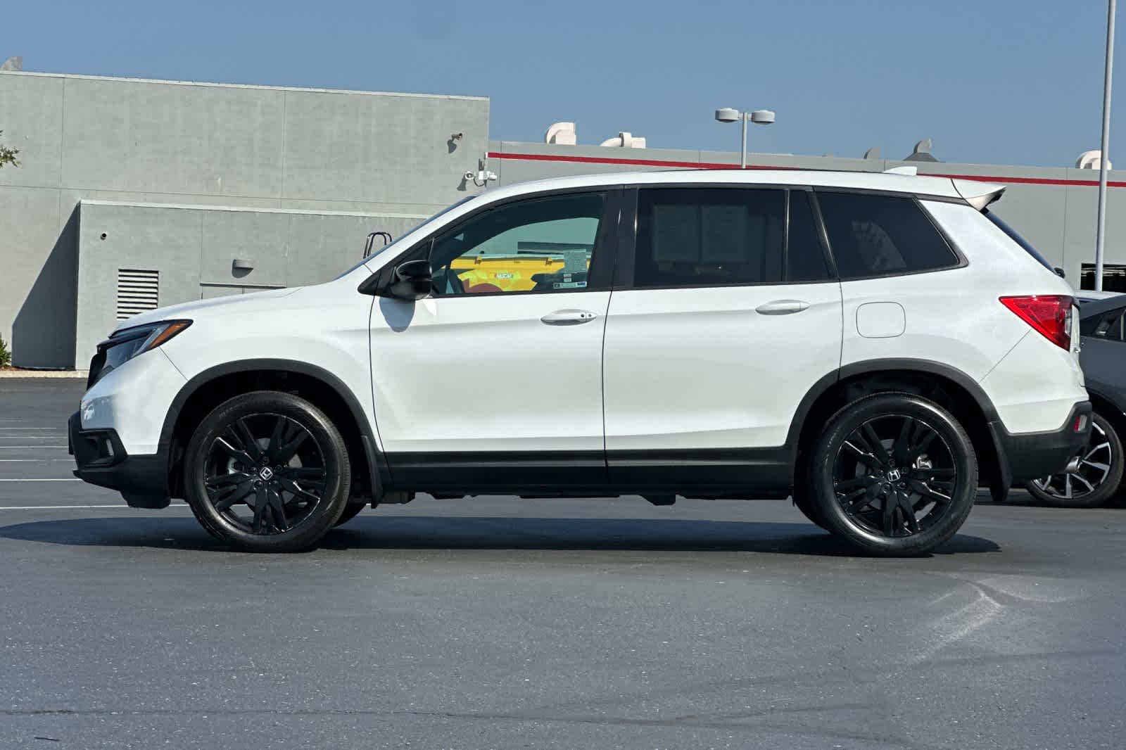 Thumbnail: 2021 Honda Passport - 9