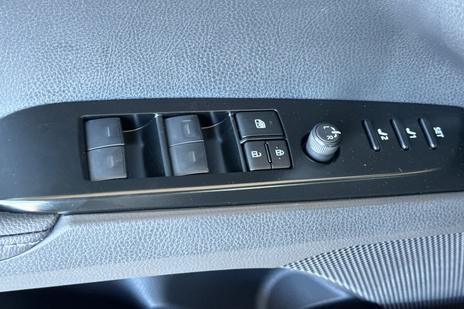 Thumbnail: 2026 Toyota Camry - 13
