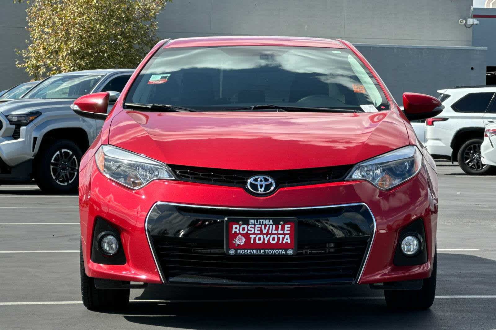 2016 Toyota Corolla S 10