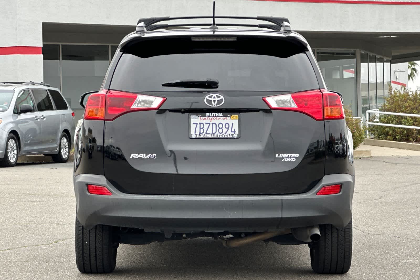 Thumbnail: 2013 Toyota RAV4 - 8