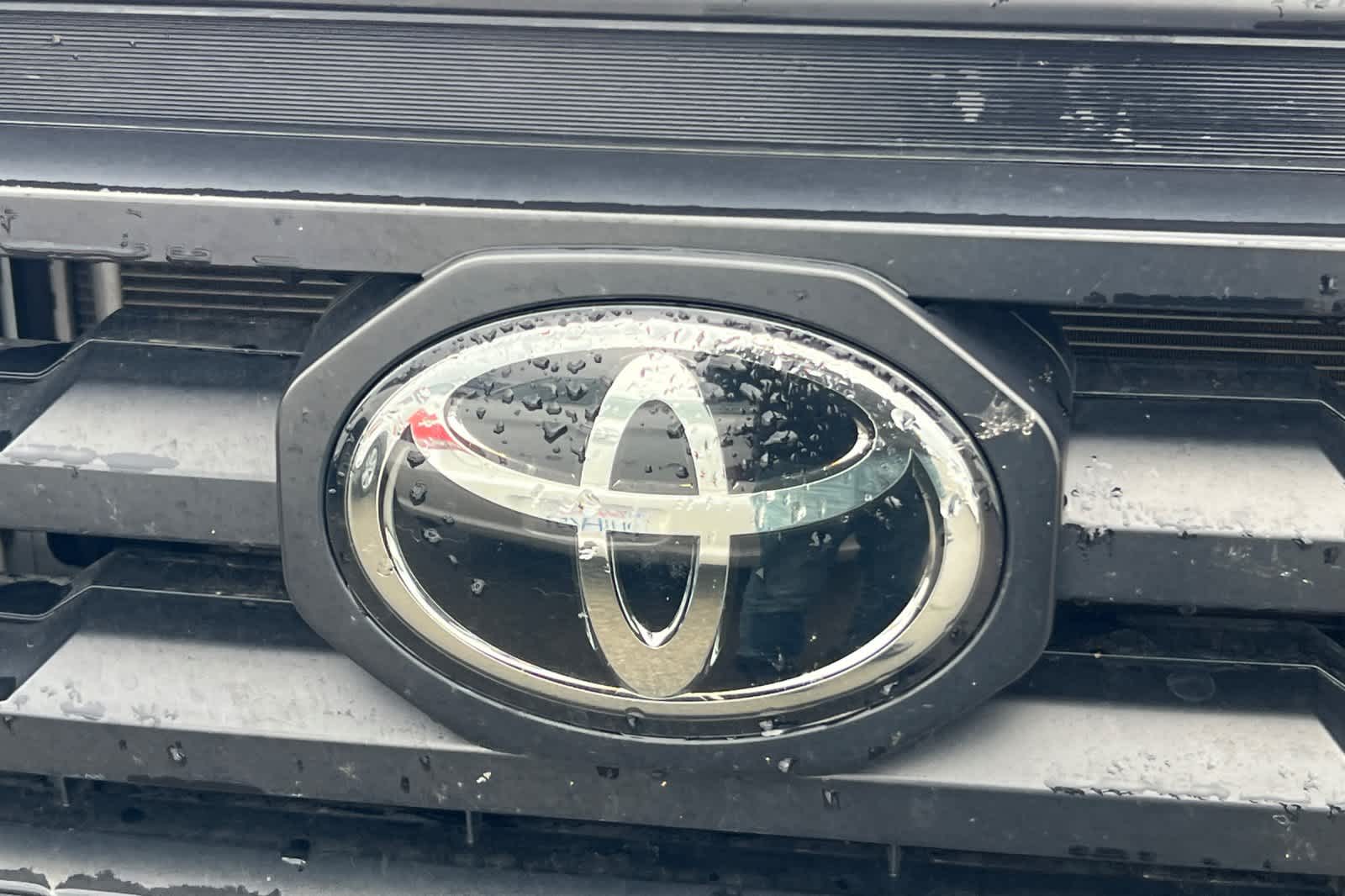 Thumbnail: 2022 Toyota Tacoma - 9