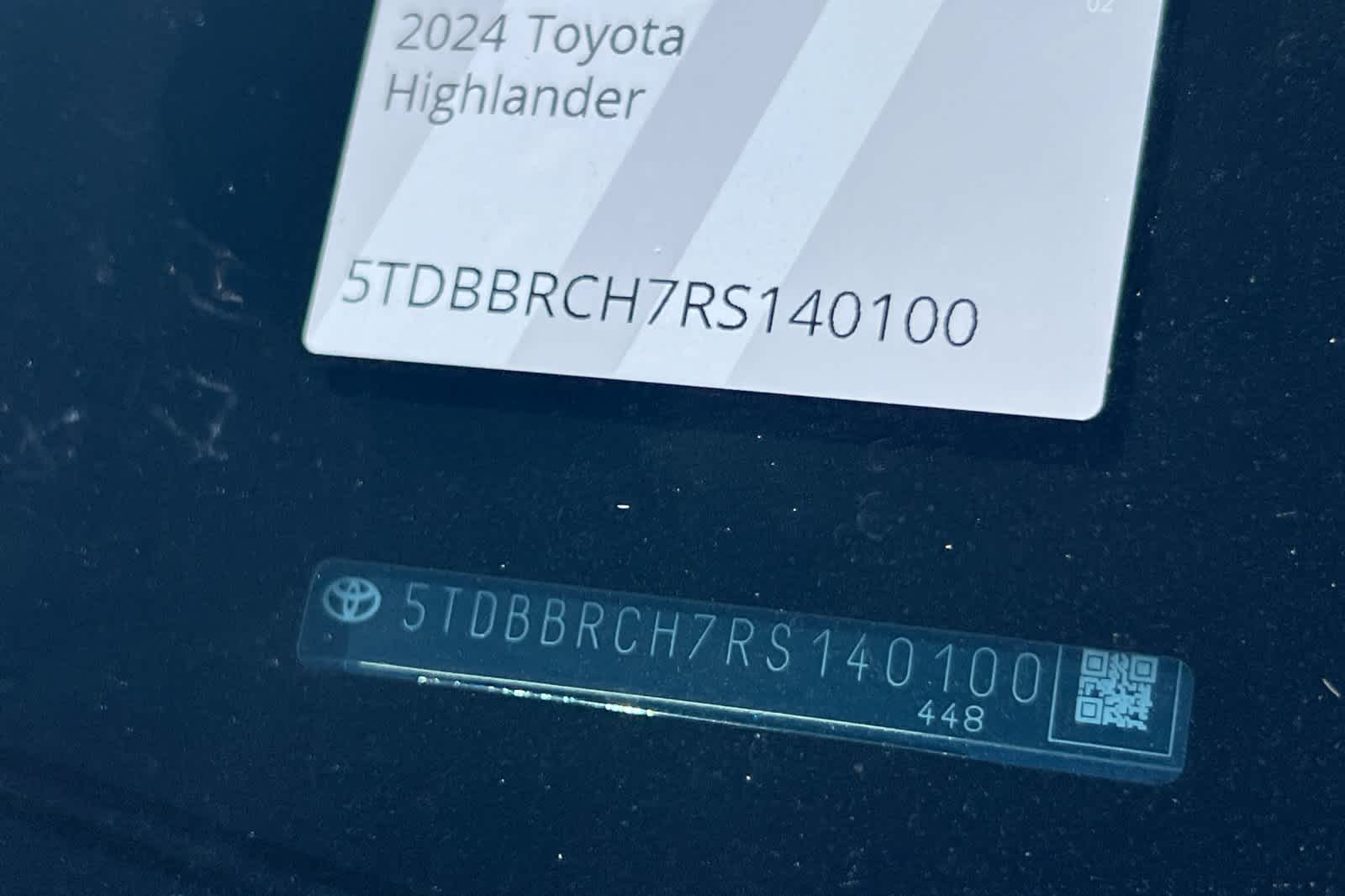 Thumbnail: 2024 Toyota Highlander - 23
