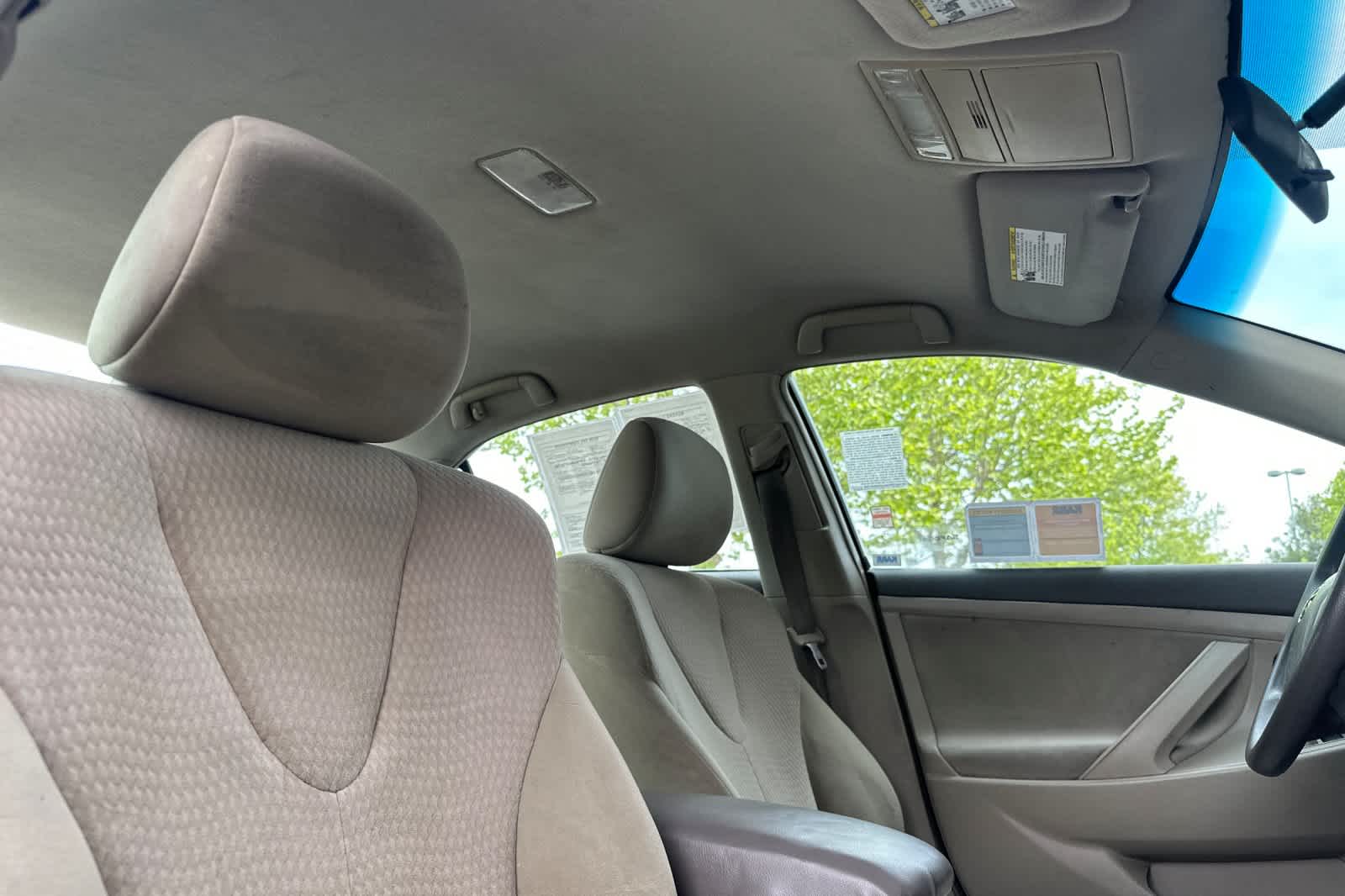 Thumbnail: 2011 Toyota Camry - 17