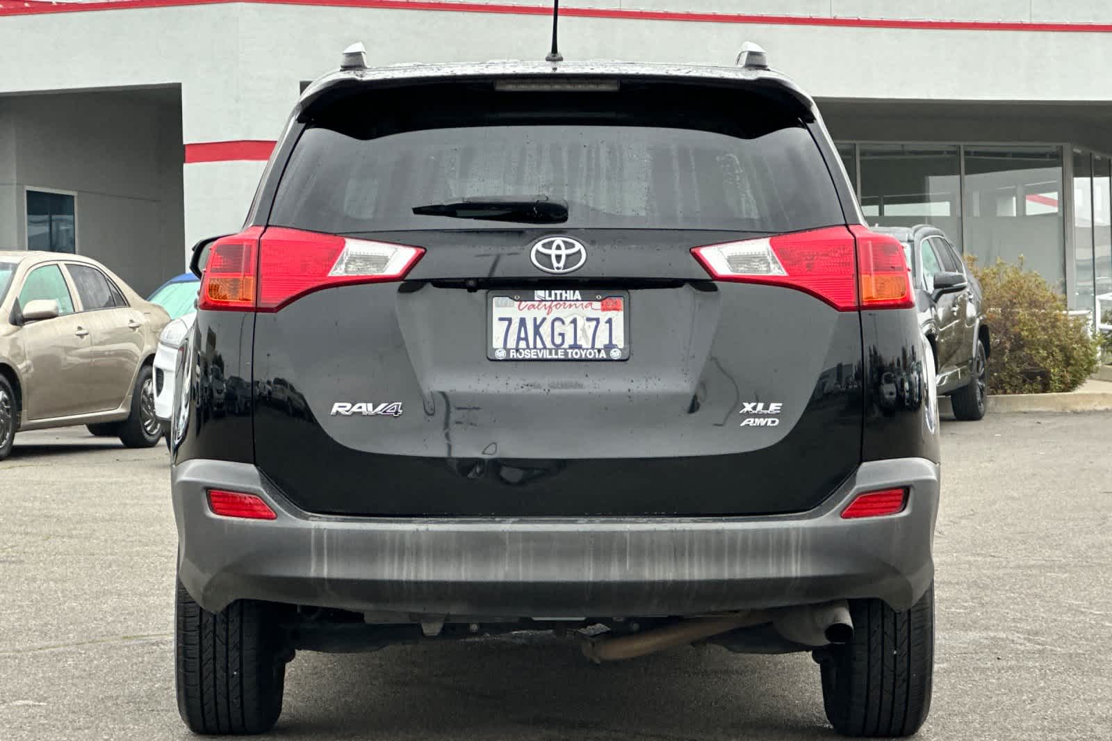 Thumbnail: 2013 Toyota RAV4 - 8