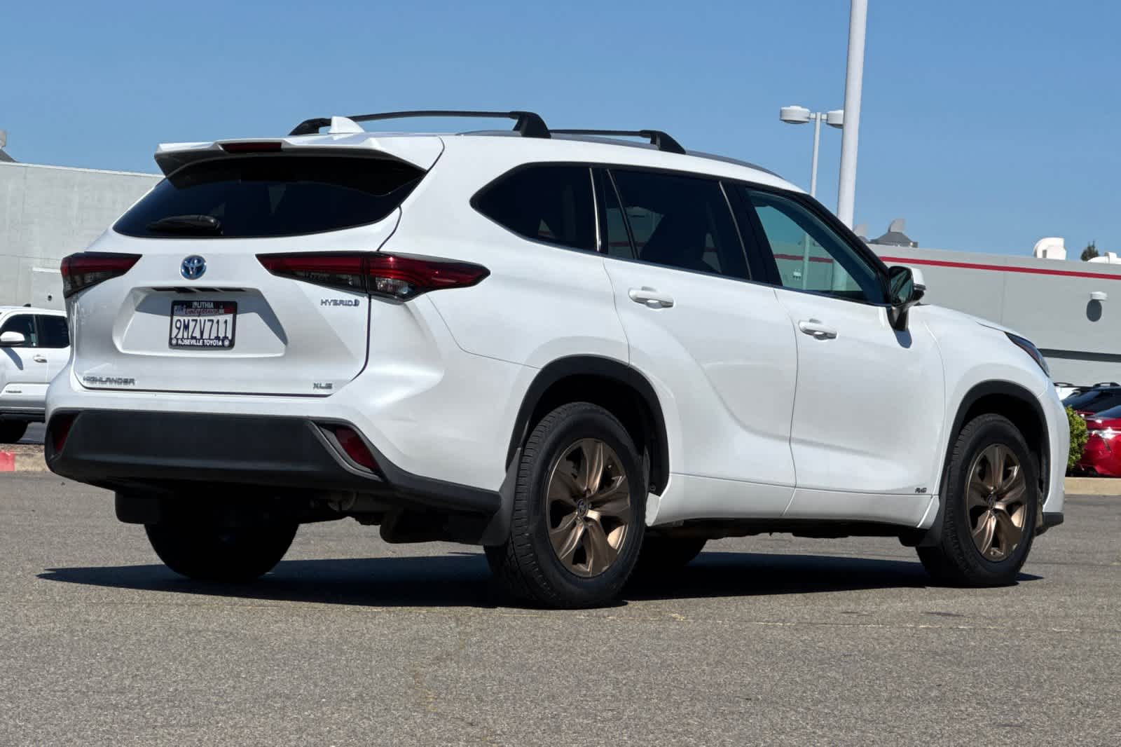 Thumbnail: 2022 Toyota Highlander - 2
