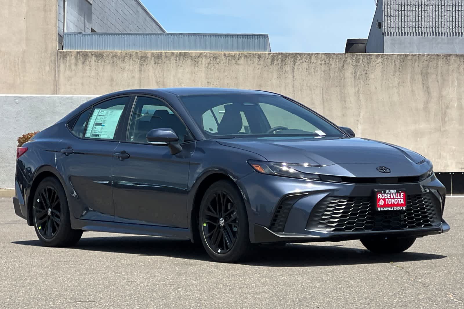 Thumbnail: 2026 Toyota Camry - 9