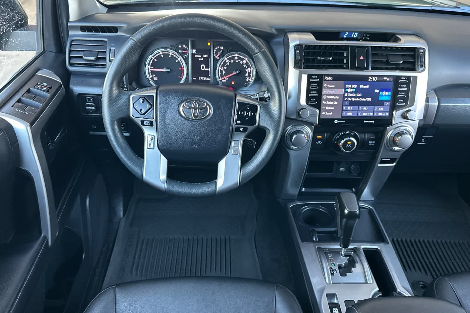 Thumbnail: 2022 Toyota 4Runner - 15