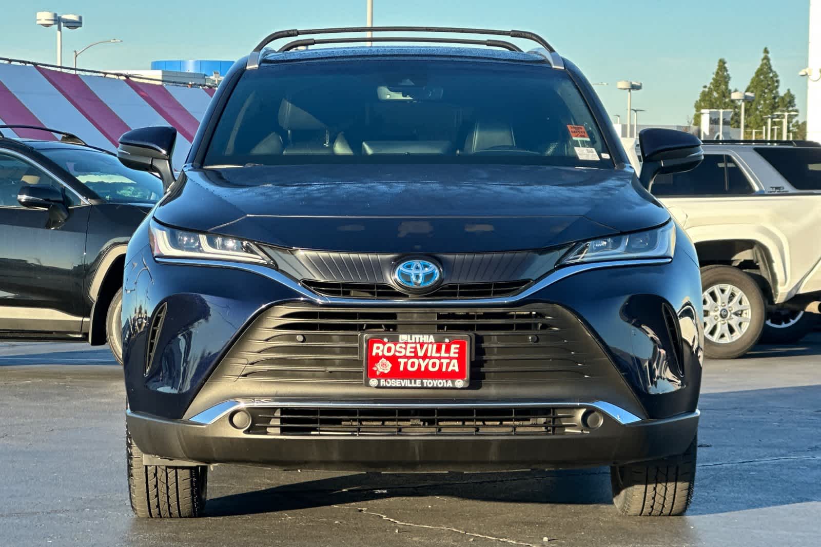 Thumbnail: 2022 Toyota Venza - 10