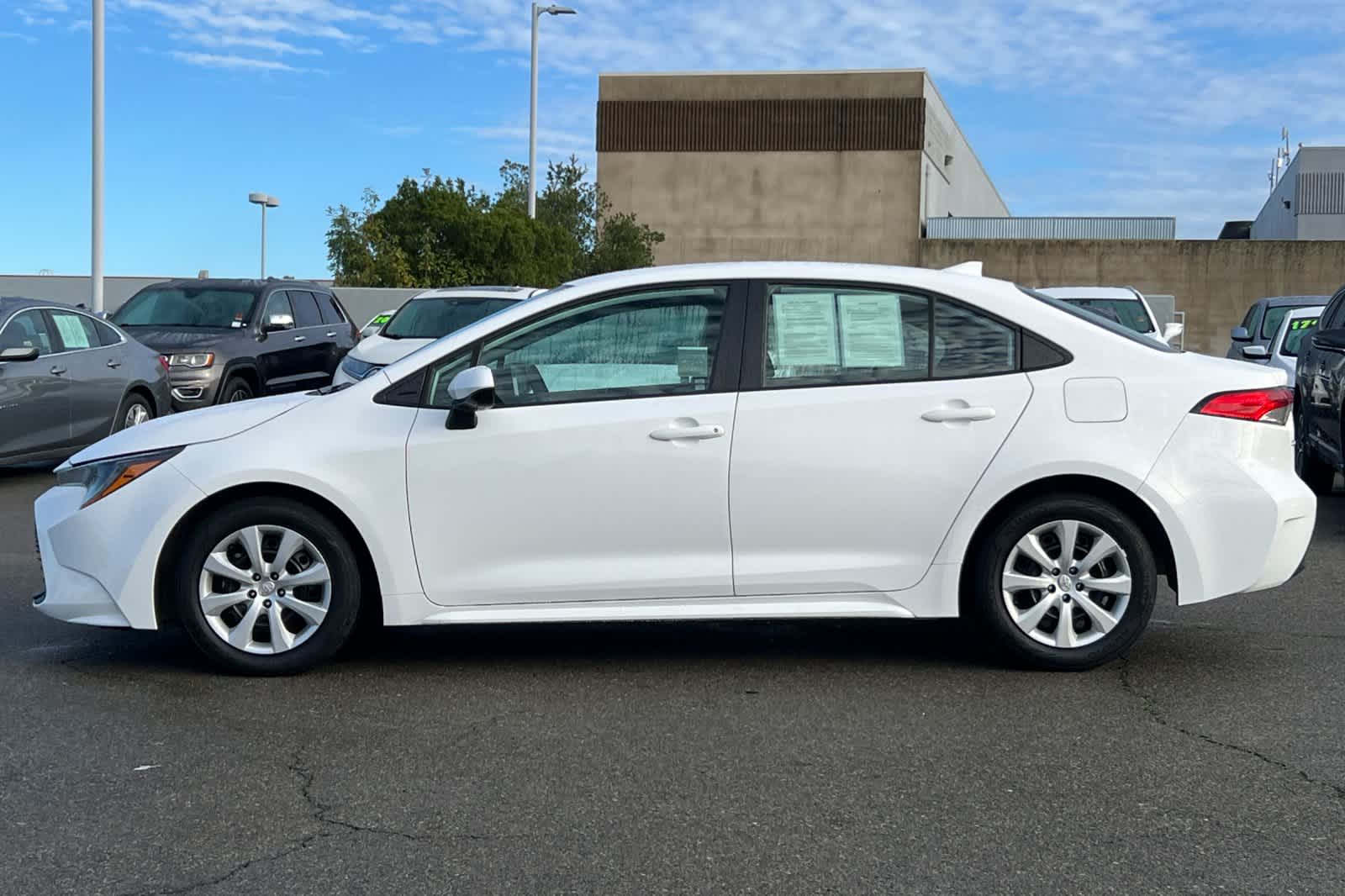 Thumbnail: 2024 Toyota Corolla - 9