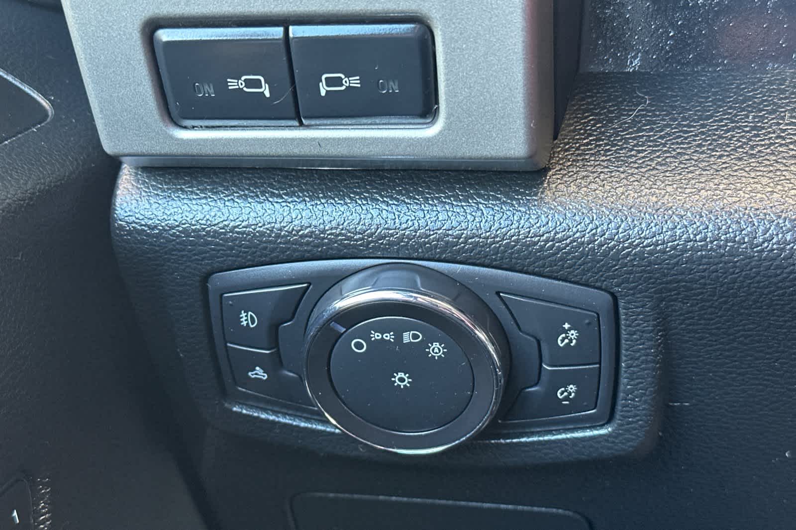 Thumbnail: 2015 Ford F-150 - 29