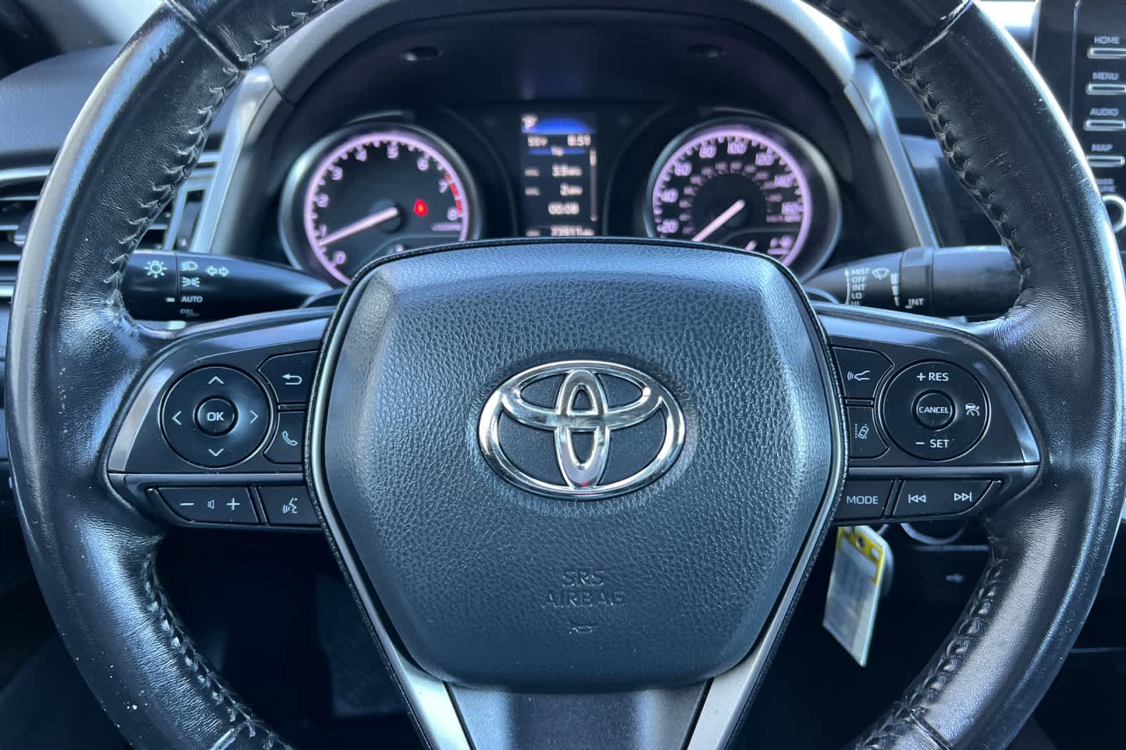Thumbnail: 2022 Toyota Camry - 21