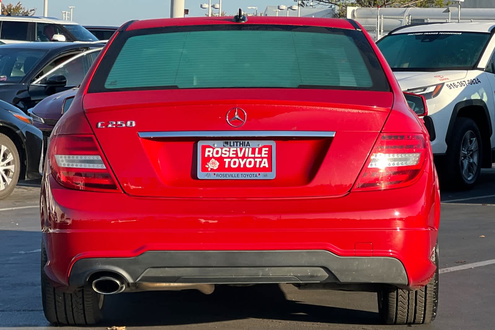 Thumbnail: 2012 Mercedes-Benz C-Class - 8