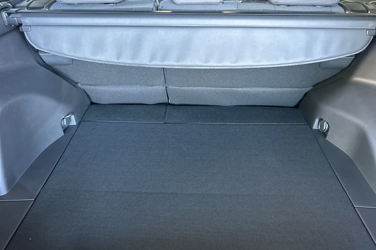 Thumbnail: 2025 Toyota RAV4 - 16