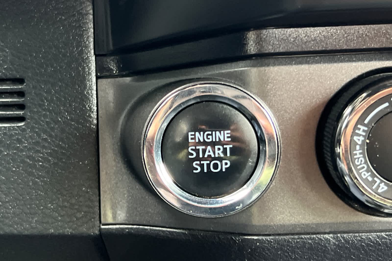 Thumbnail: 2022 Toyota Tacoma - 22