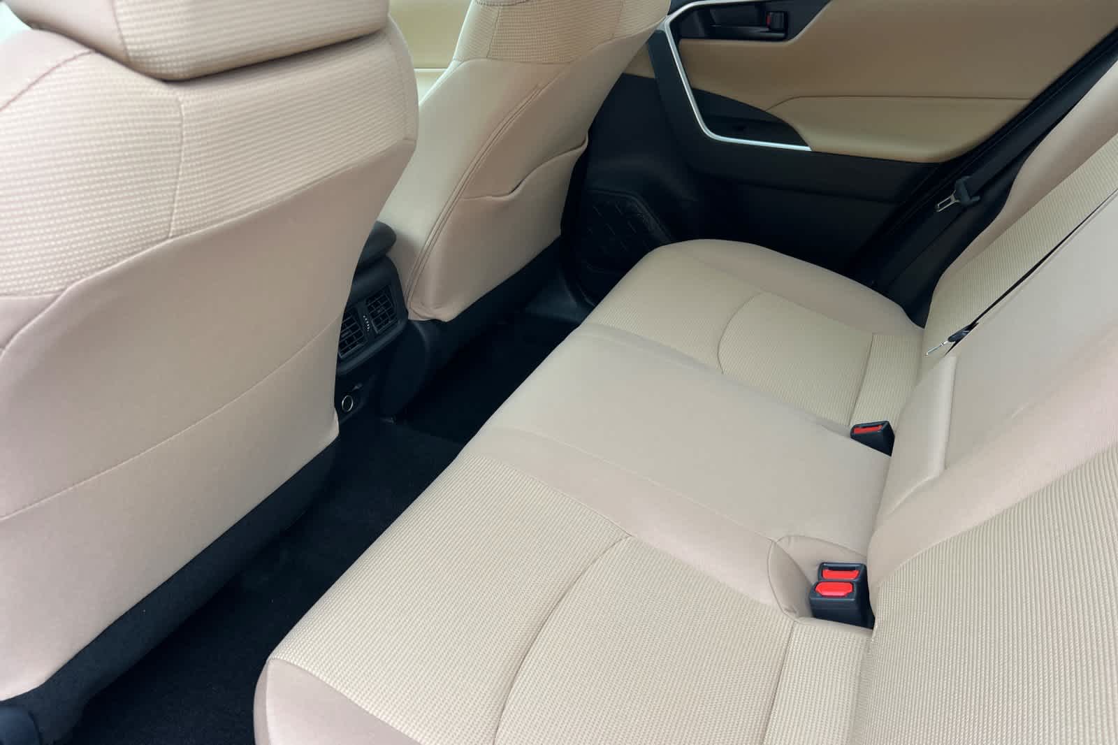 Thumbnail: 2025 Toyota RAV4 - 4