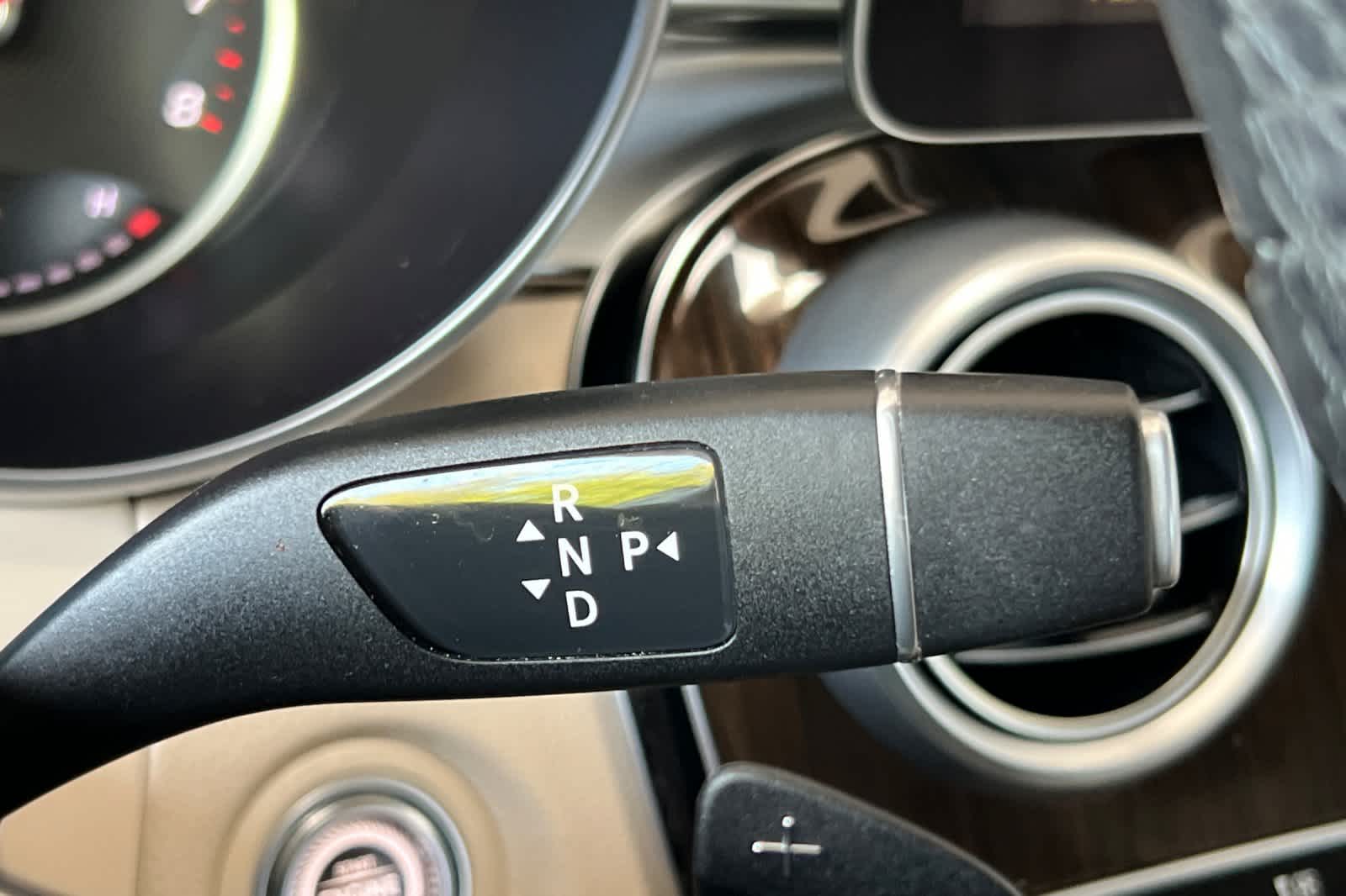 Thumbnail: 2021 Mercedes-Benz GLC - 23