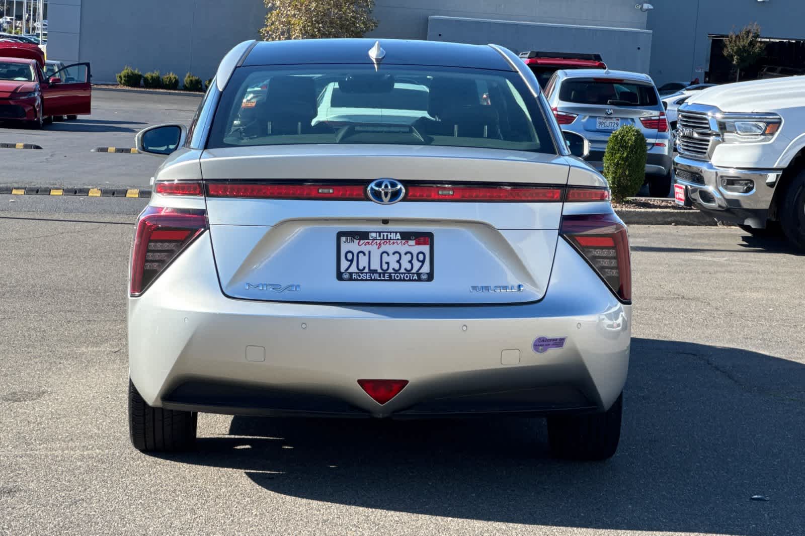 Thumbnail: 2019 Toyota Mirai - 8