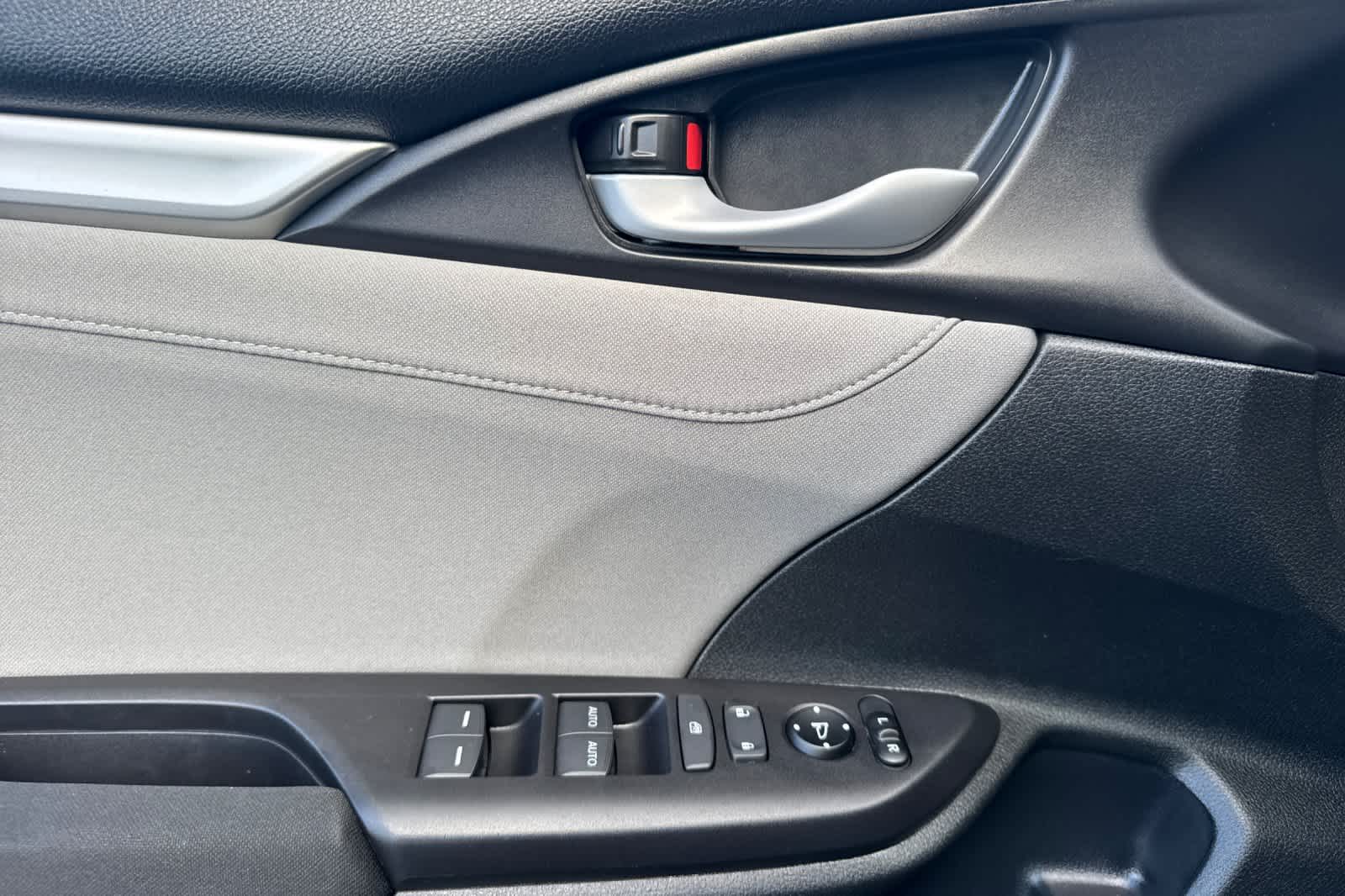 Thumbnail: 2019 Honda Civic - 12