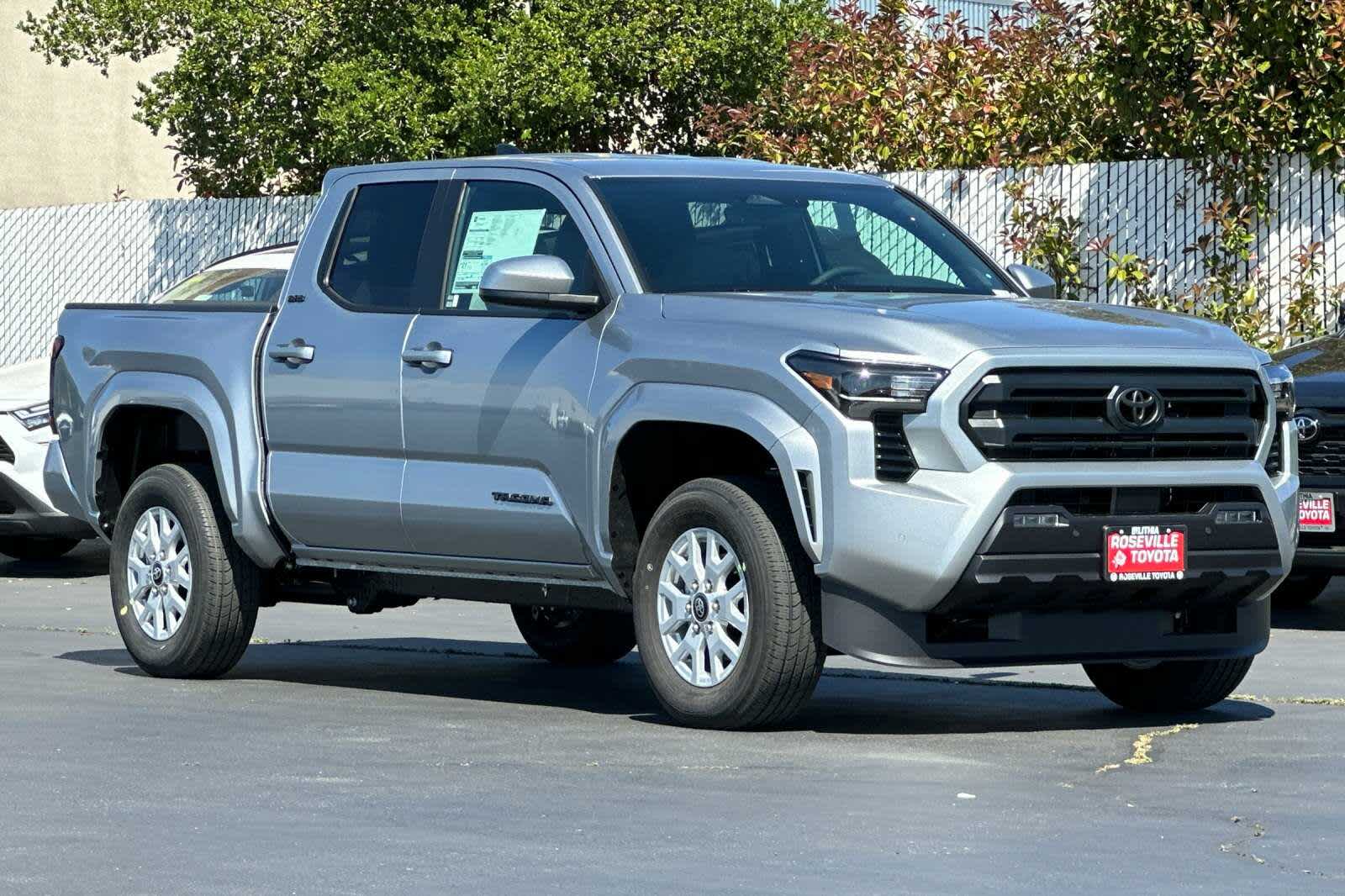 Thumbnail: 2025 Toyota Tacoma - 9
