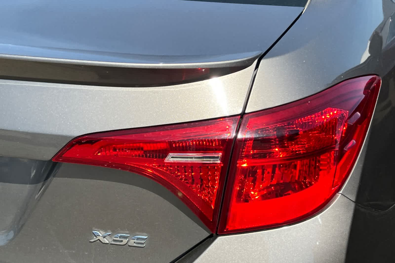 Thumbnail: 2018 Toyota Corolla - 17