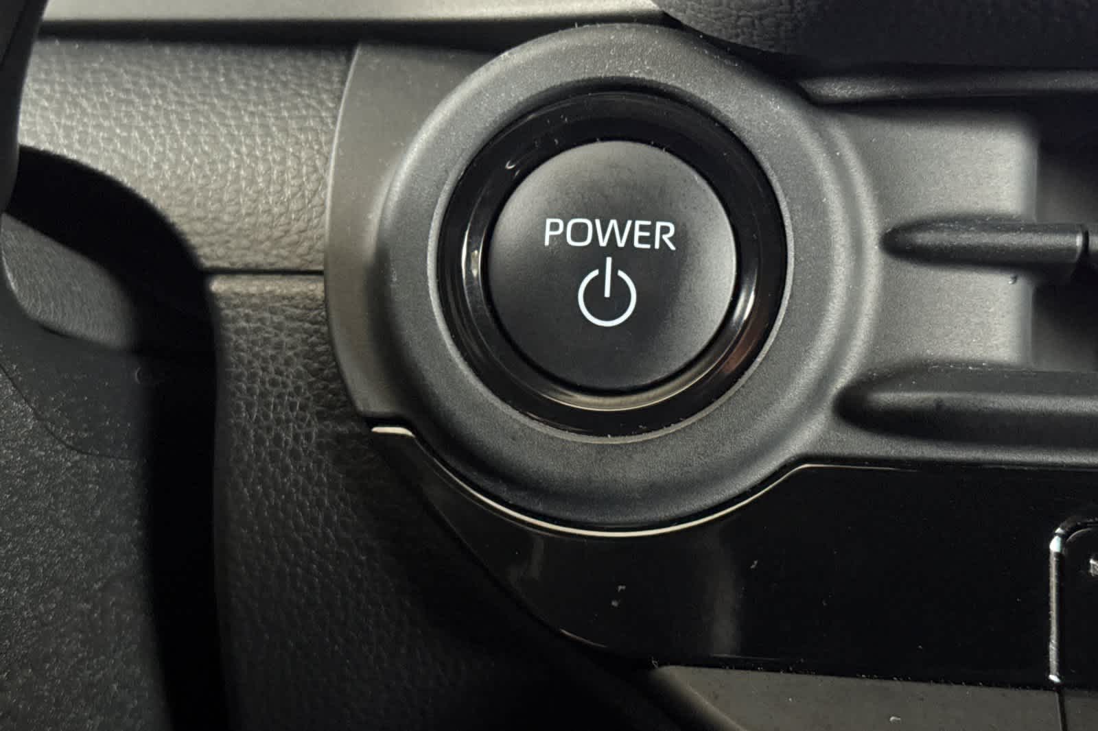 Thumbnail: 2025 Toyota Crown Signia - 25