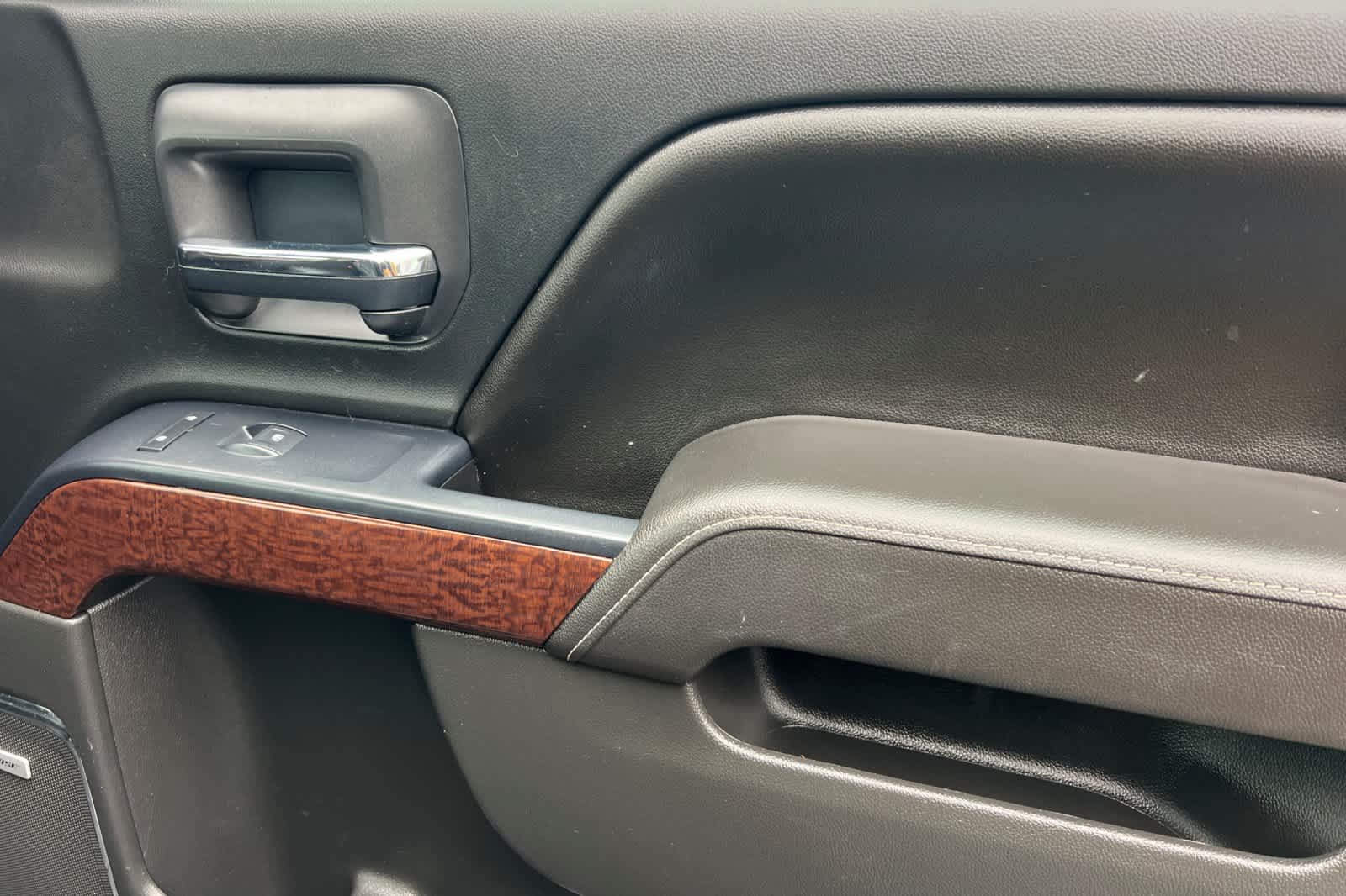 Thumbnail: 2017 GMC Sierra 1500 - 17