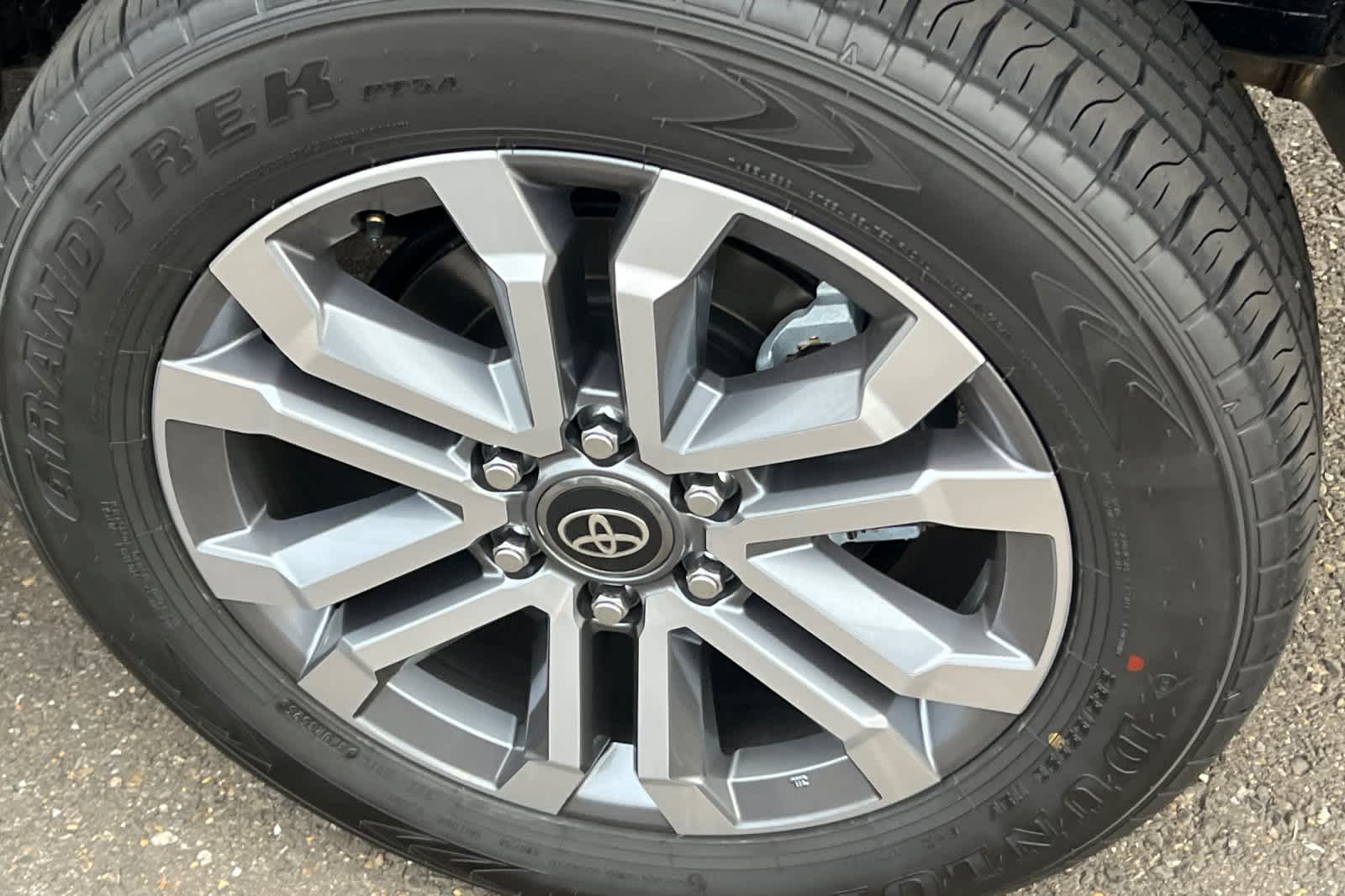 Thumbnail: 2025 Toyota 4Runner - 18