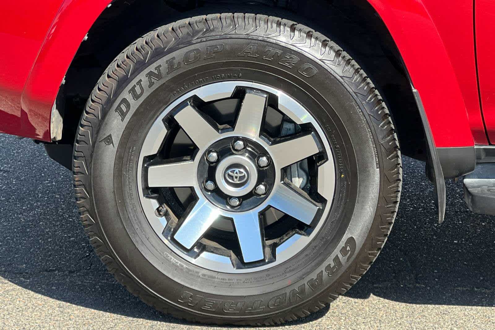 Thumbnail: 2023 Toyota 4Runner - 27