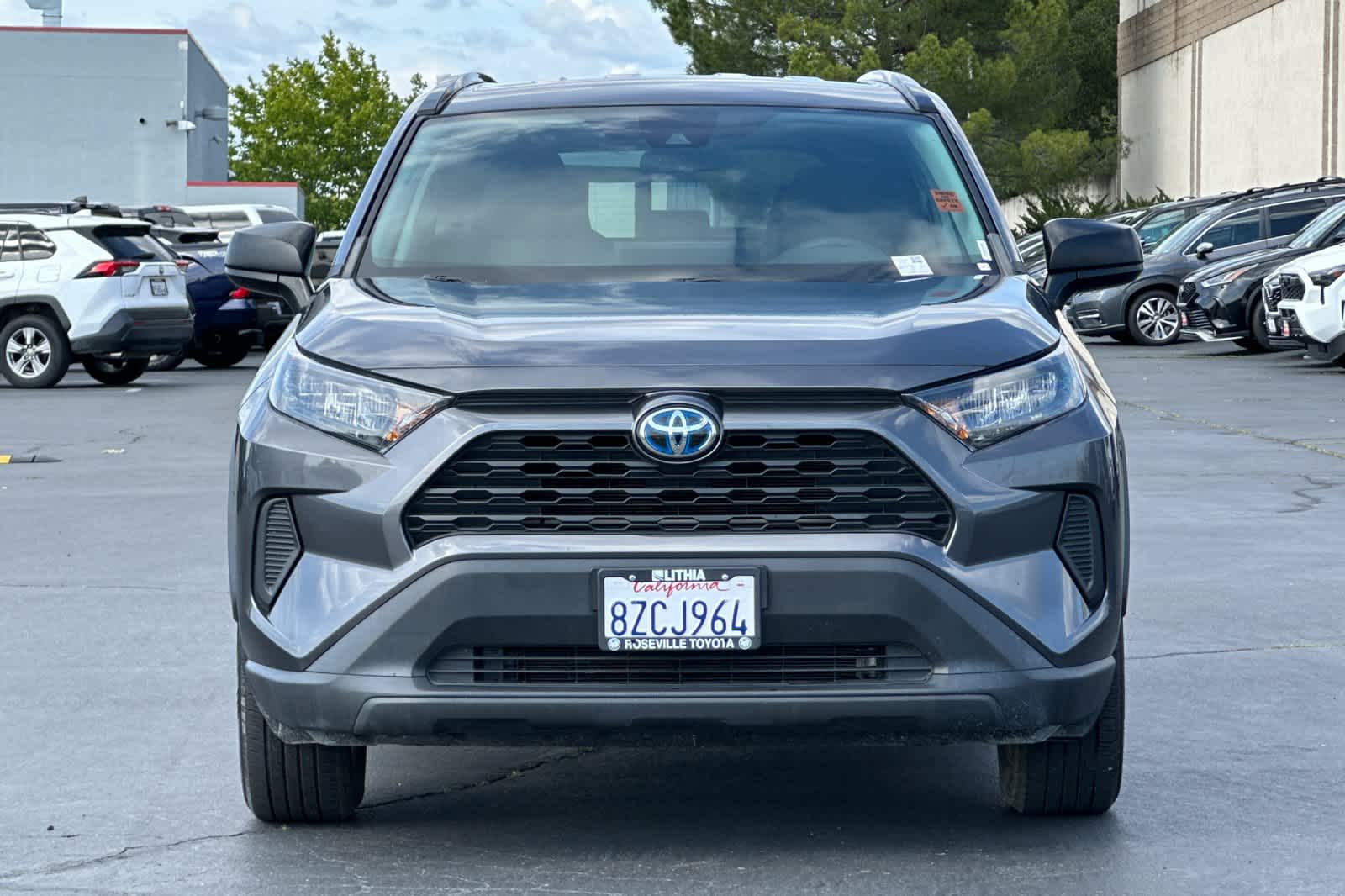 Thumbnail: 2021 Toyota RAV4 - 10