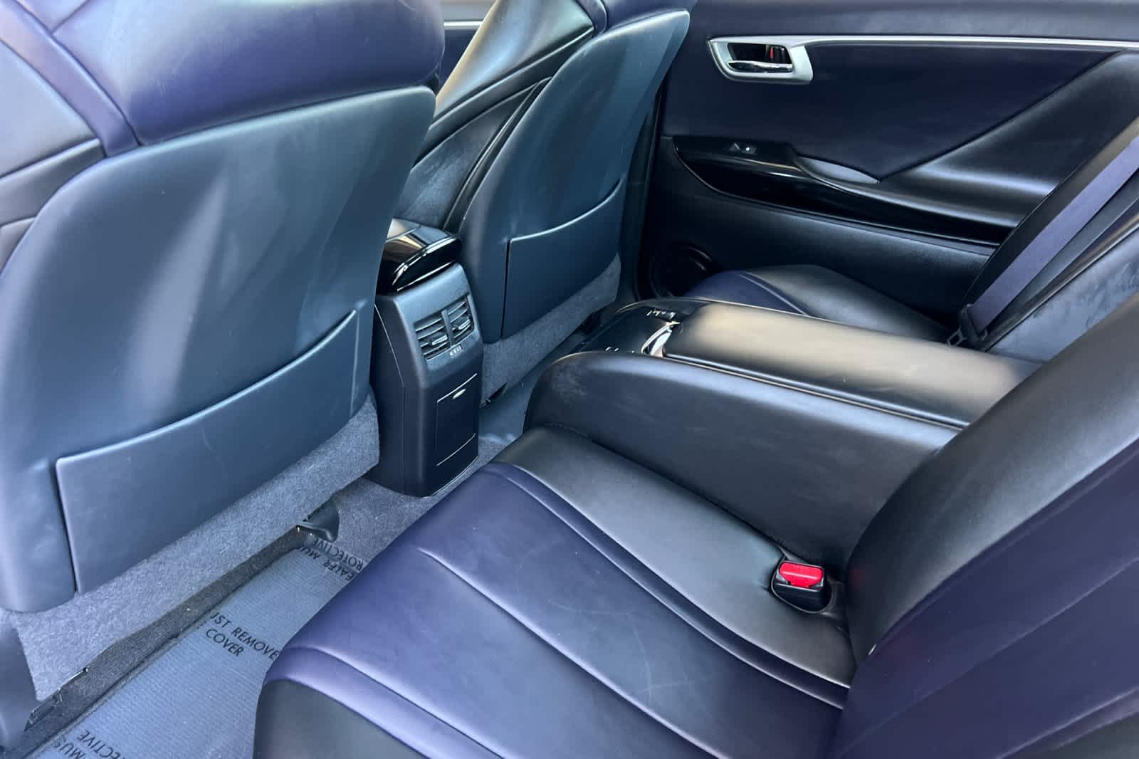 Thumbnail: 2017 Toyota Mirai - 4