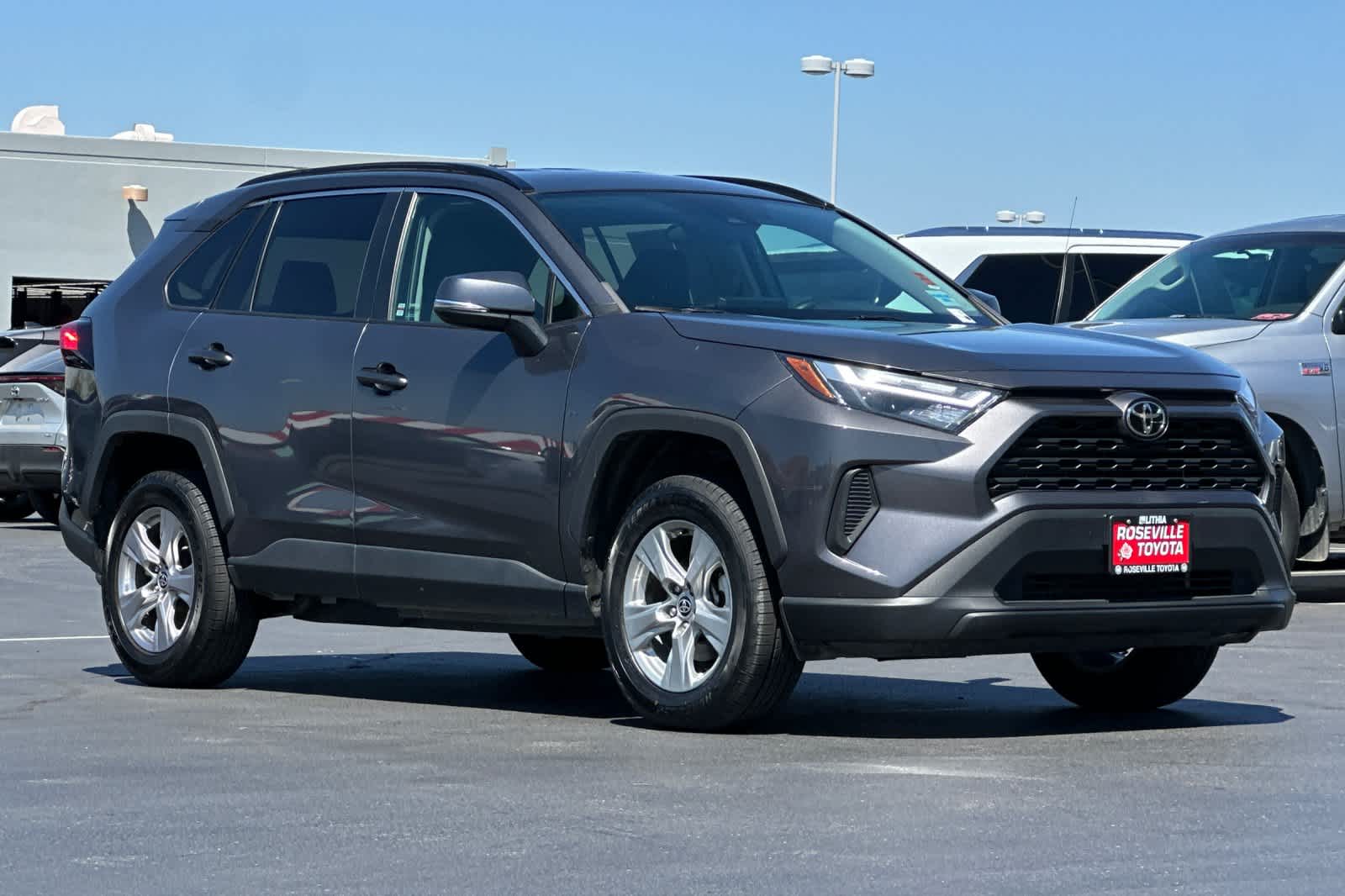 Thumbnail: 2022 Toyota RAV4 - 5