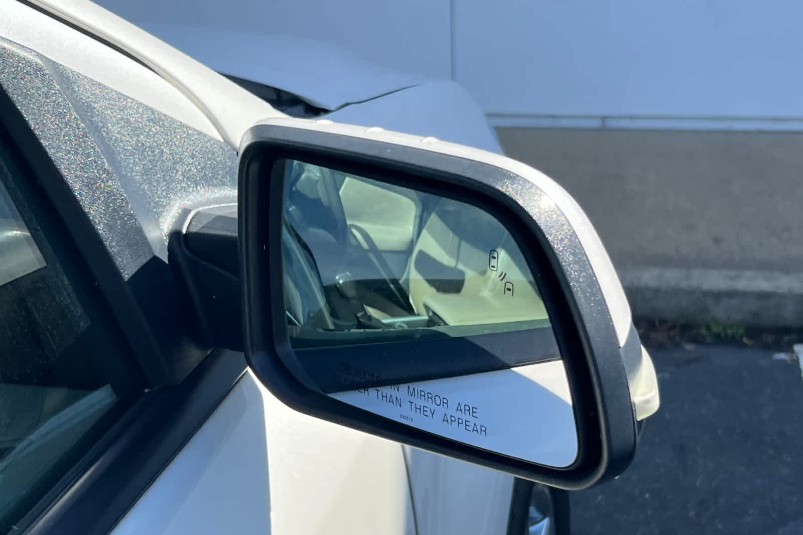 Thumbnail: 2013 Ford Edge - 12