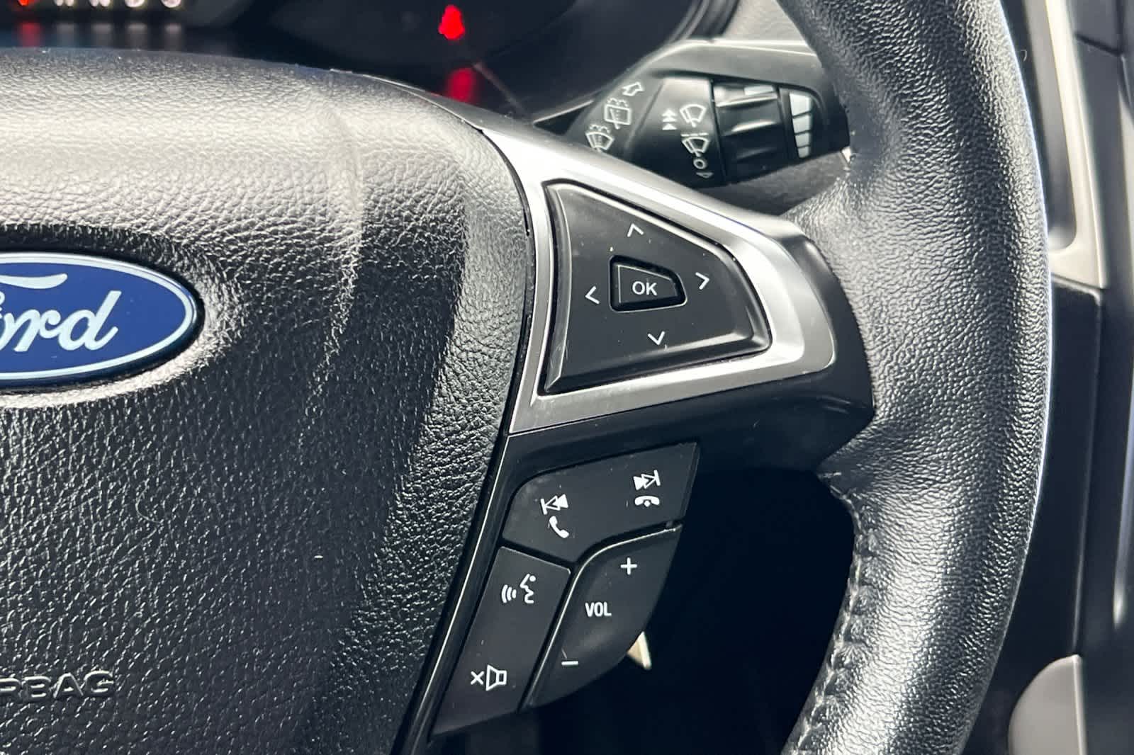 Thumbnail: 2022 Ford Edge - 28