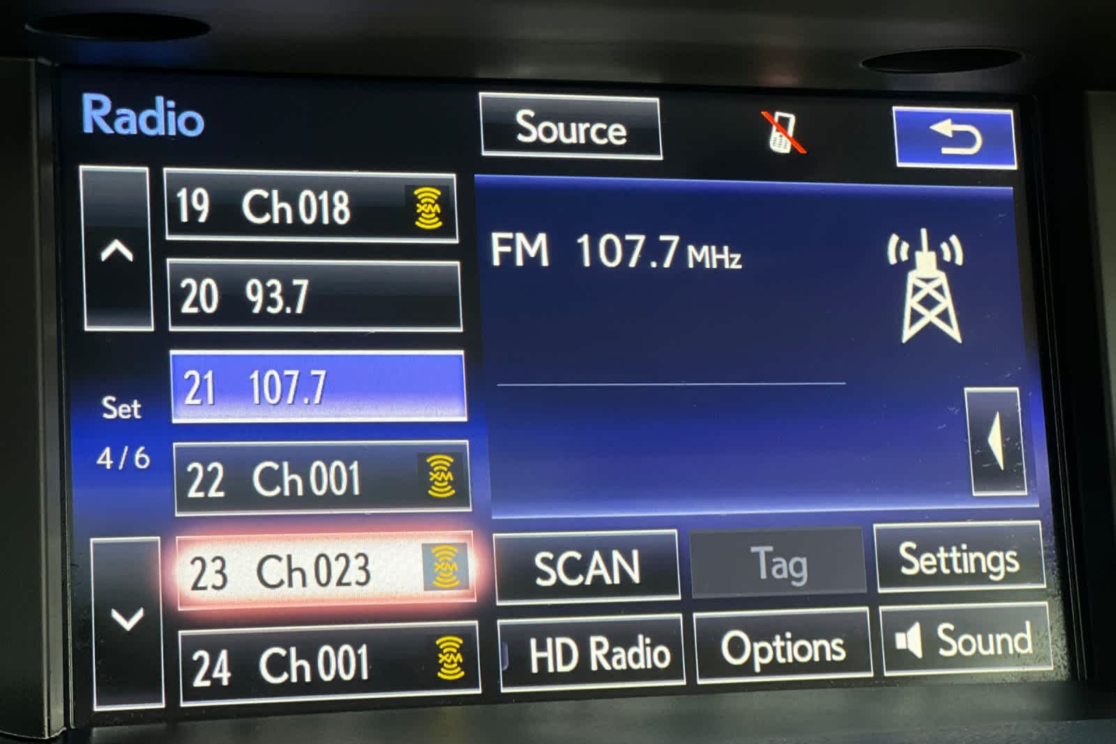 Thumbnail: 2015 Lexus ES - 19