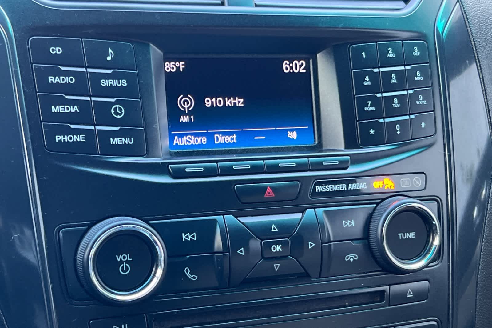 Thumbnail: 2017 Ford Explorer - 21