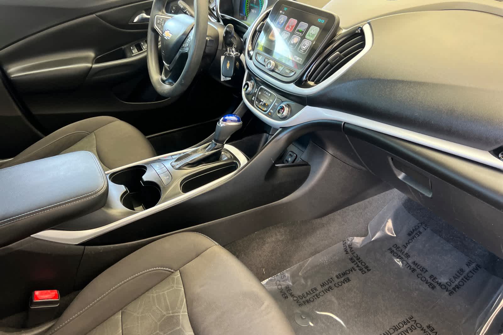 Thumbnail: 2018 Chevrolet Volt - 16