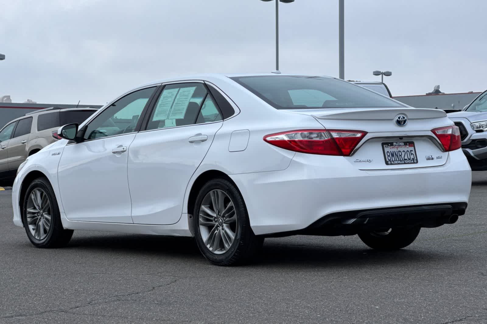 Thumbnail: 2017 Toyota Camry - 7