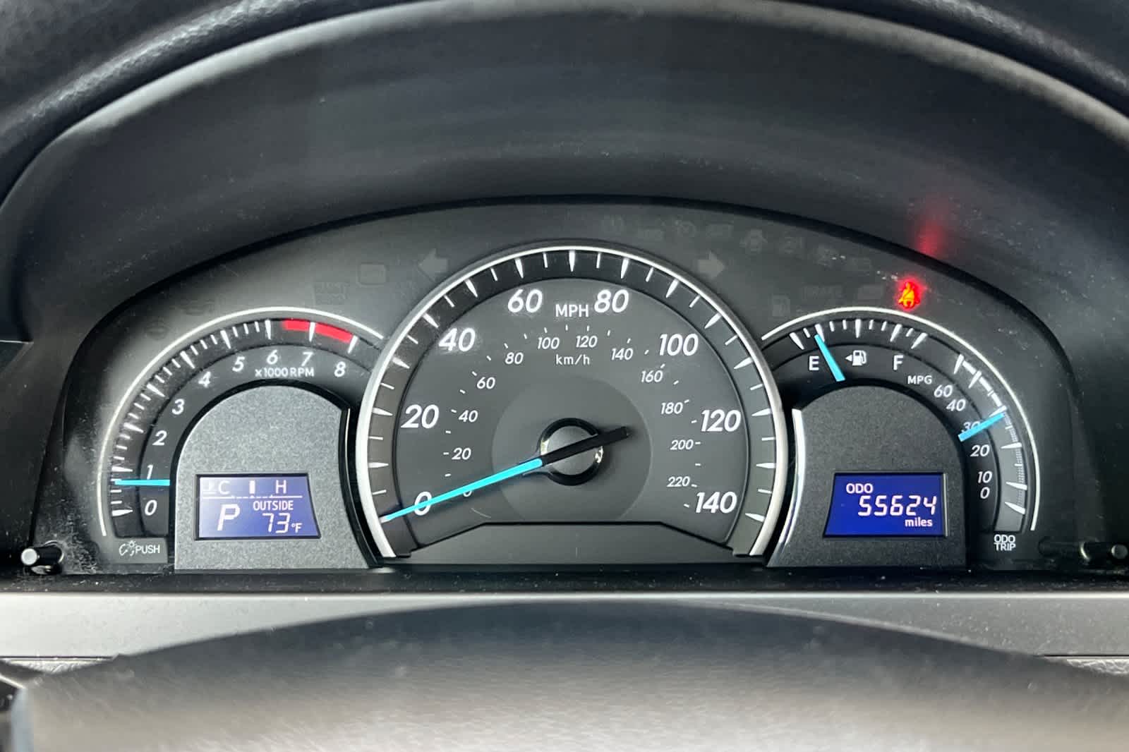 Thumbnail: 2013 Toyota Camry - 25