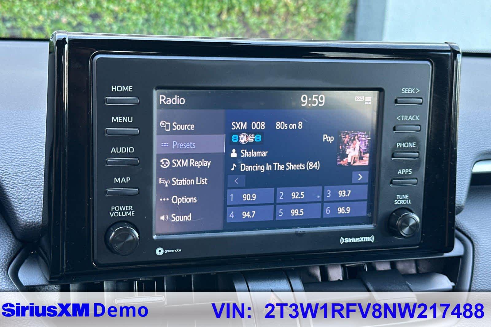 Thumbnail: 2022 Toyota RAV4 - 33