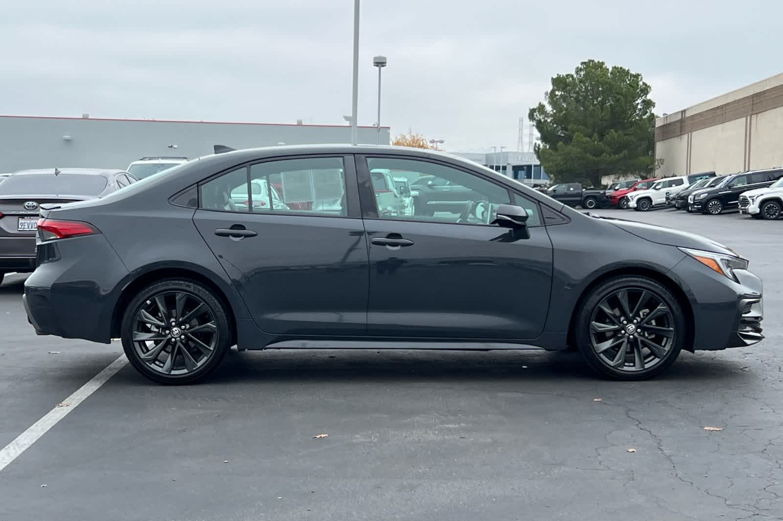 Thumbnail: 2024 Toyota Corolla - 6