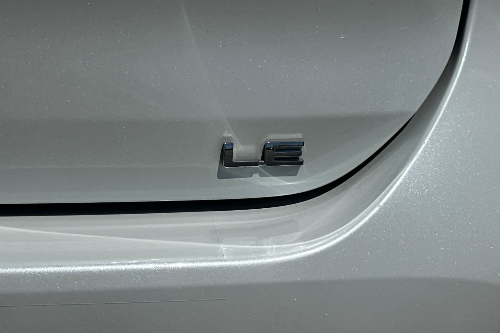 Thumbnail: 2022 Toyota Highlander - 32