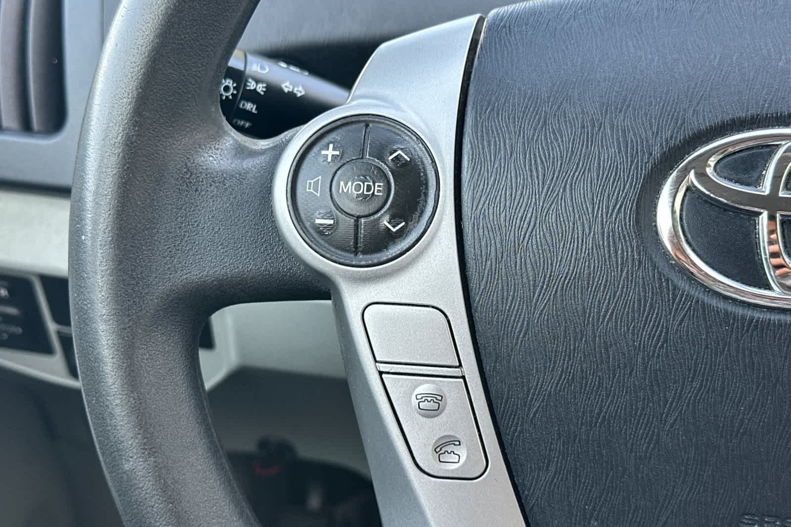 Thumbnail: 2012 Toyota Prius - 24