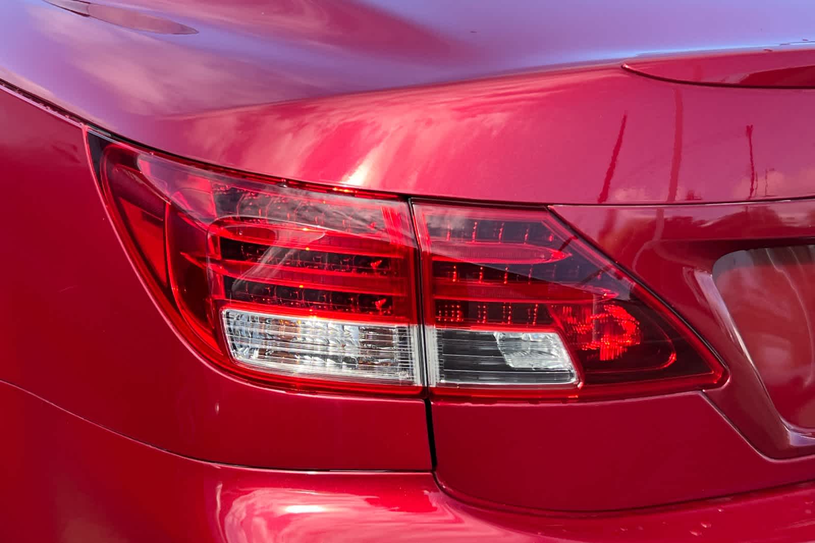 Thumbnail: 2011 Lexus IS - 13