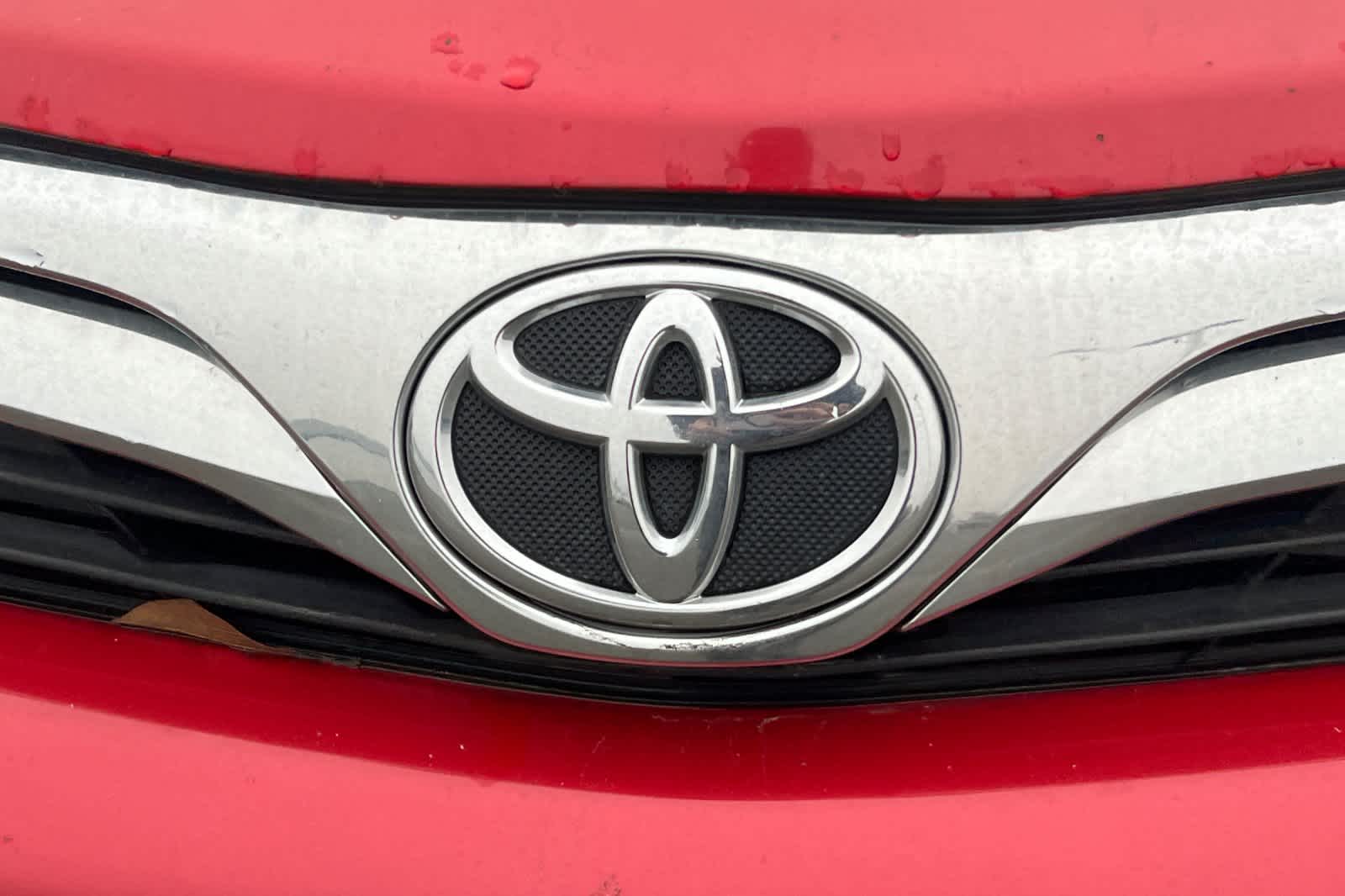 Thumbnail: 2012 Toyota Camry - 22