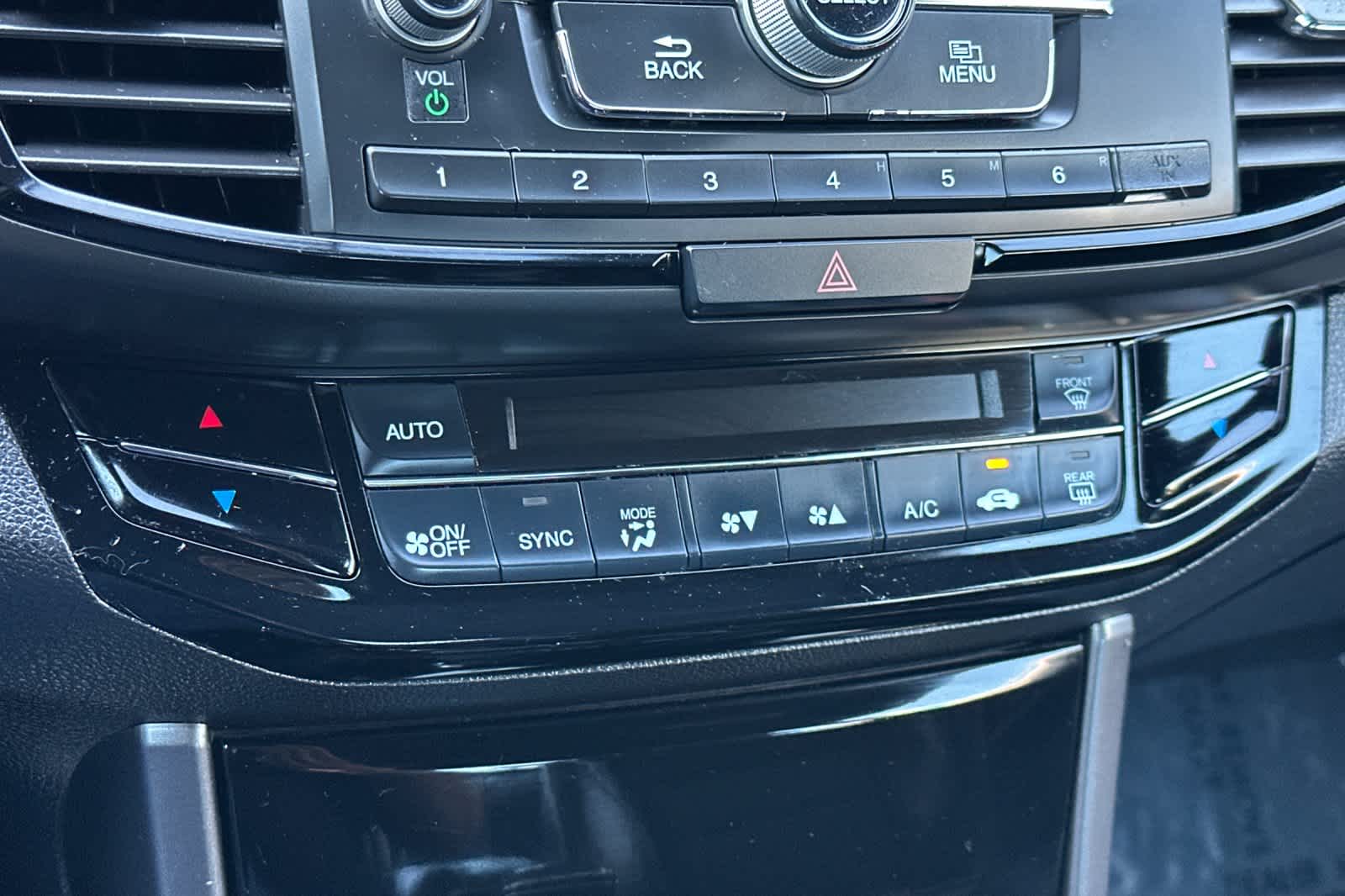 Thumbnail: 2016 Honda Accord - 20